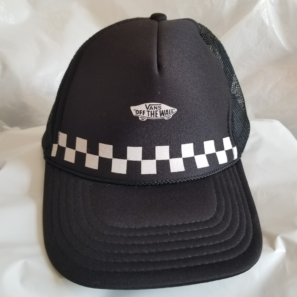 Vans Off The Wall Hat Mens Checkered Black/White Mesh Snapback Trucker Foam Rope